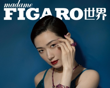 万茜登《Madame Figaro》封面 利落的时装剪裁英气十足