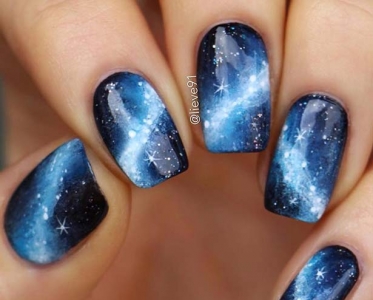 银河指甲艺术– 23种可爱的设计和创意
