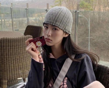 韩女穿起卫衣来怎么这么松弛？