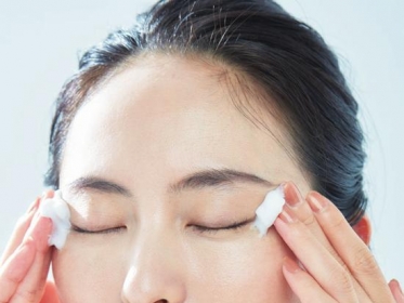 纠正洗脸方式，如何正确去除“氧化皮脂”？