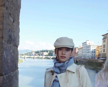 最最经典的格纹，也能穿出不一样的时尚品味